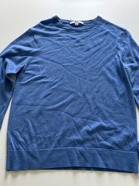 Uniqlo Crewneck Sweater in Medium Blue merino wool